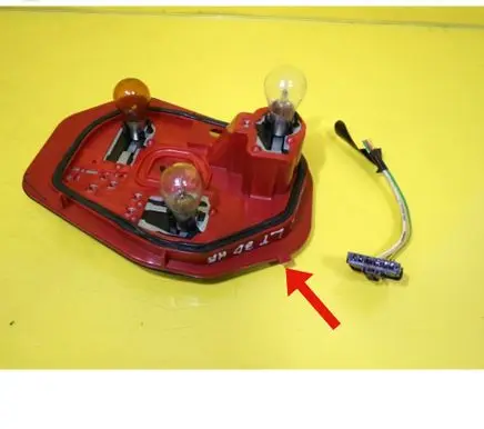 Peugeot 206 Tail light bulb cover holder 2531