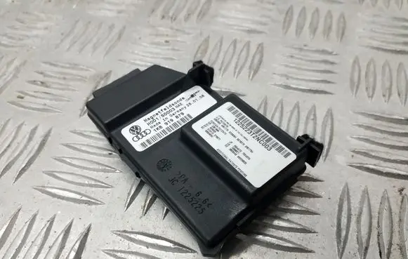 Volkswagen Tiguan Other control units/modules 1K6919879