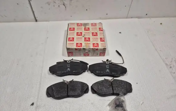 Citroen Jumper Brake pads (front) 425117