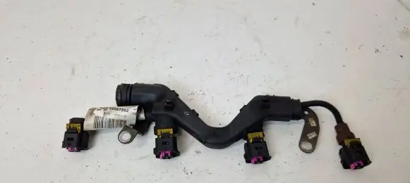 Saab 9-5 Fuel injector wires 55567592