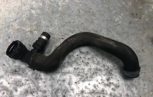 Mercedes-Benz S AMG W222 Intercooler hose/pipe A2225012701
