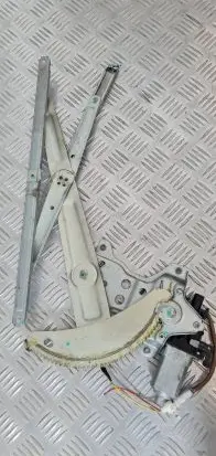 Suzuki Jimny Front door window regulator with motor 