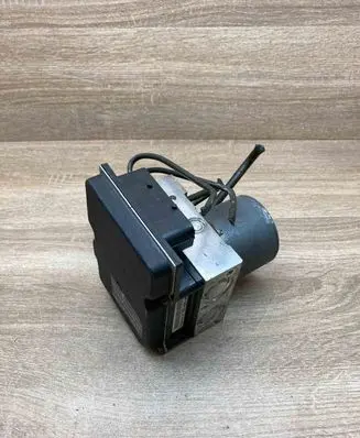BMW 5 E60 E61 ABS Pump 6768646 6768648 6758743