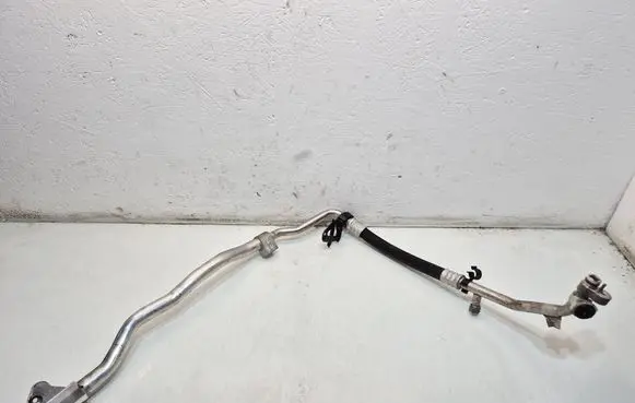 Mini Clubman F54 Air conditioning (A/C) pipe/hose 6842037