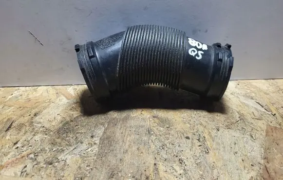 Audi Q5 SQ5 Turbo air intake inlet pipe/hose 059129629D