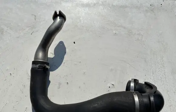 Opel Insignia A Intercooler hose/pipe 90263642 100468807