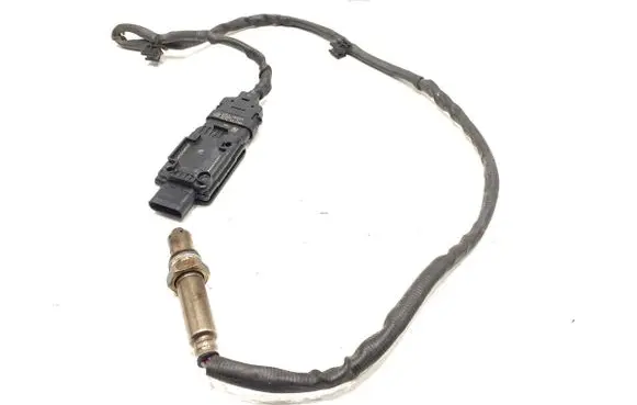 BMW 5 G30 G31 G38 Lambda probe sensor 8594553