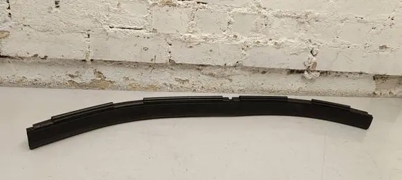 BMW i5 G60 Engine compartment rubber 9464367