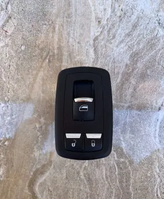 Maserati Ghibli Electric window control switch 670025405