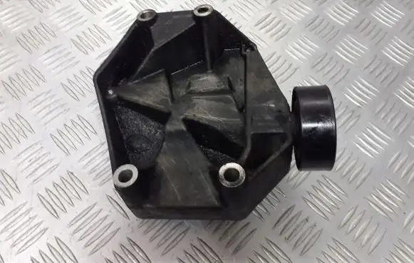 Opel Zafira B A/C compressor mount bracket 