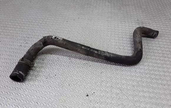 Mercedes-Benz S W220 Engine coolant pipe/hose A2205010682