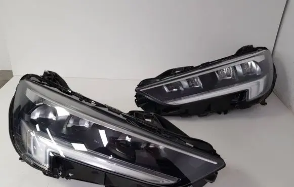 Opel Insignia B Headlights/headlamps set 39136825 39218148