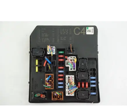 Nissan Juke I F15 Other control units/modules 284B71KA0B