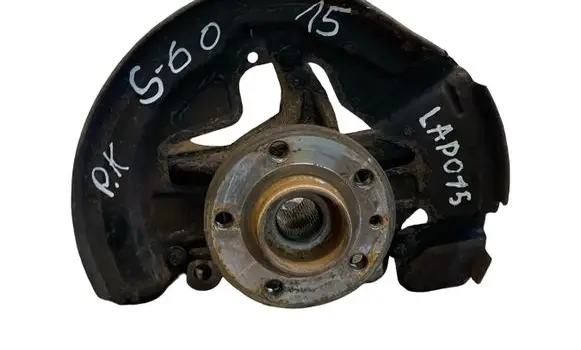 Volvo S60 Front wheel hub