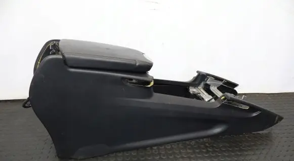 Mercedes-Benz ML W164 Armrest