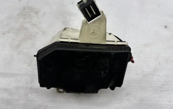 Mercedes-Benz S W222 Fuse box set A2229980401