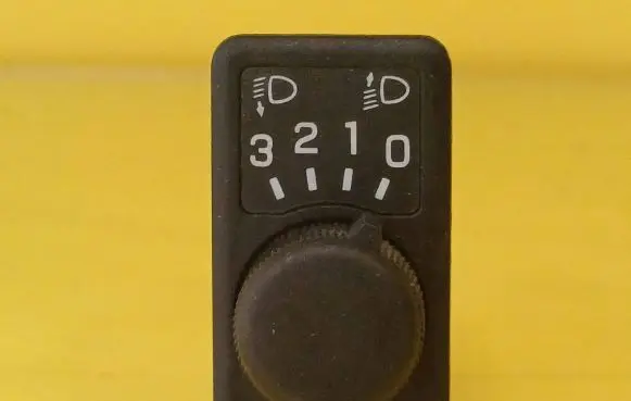 Nissan Micra Headlight level height control switch 36933A