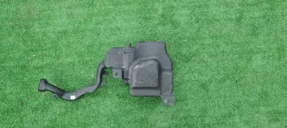 Mercedes-Benz B W246 W242 Windshield washer fluid reservoir/tank A2468690220 45R010108