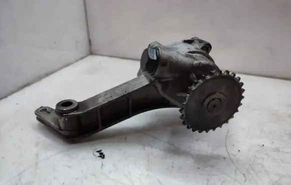 KIA Sorento Oil pump 