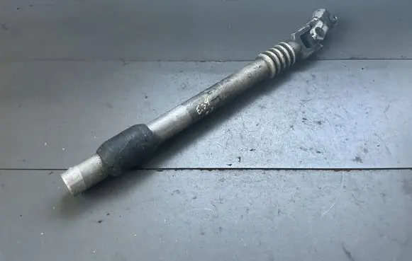 BMW 5 E39 Steering column universal joint 