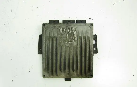 Renault Clio II Engine control unit/module ECU 8200212351