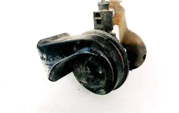 Skoda Octavia Mk2 (1Z) Horn signal E901157
