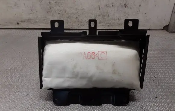 Hyundai Sonata Passenger airbag 845303K000