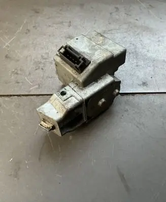 Steering wheel lock