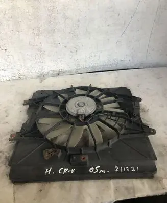 Honda CR-V Radiator cooling fan shroud