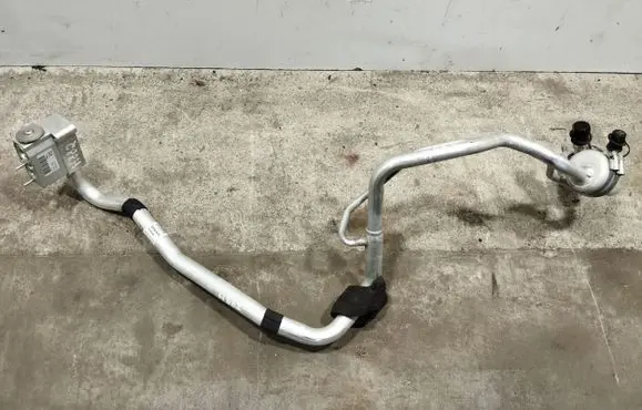 Volvo S90, V90 Air conditioning (A/C) pipe/hose 31369750
