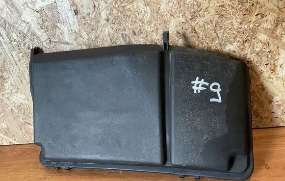 Mercedes-Benz ML W163 Fuse box cover A1635842321 1635400182
