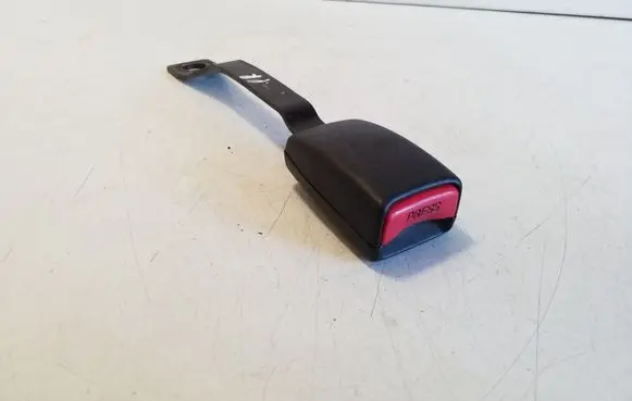 Suzuki Grand Vitara II Front seatbelt buckle 1029987 051103K5X
