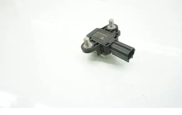 Audi A6 S6 C6 4F Airbag deployment crash/impact sensor 4F0955557B
