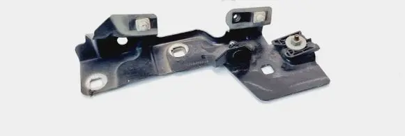Renault Zoe Fender mounting bracket 654833942R 901276249R