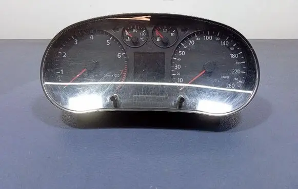 Audi A3 S3 8L Speedometer (instrument cluster) 8L0920931F