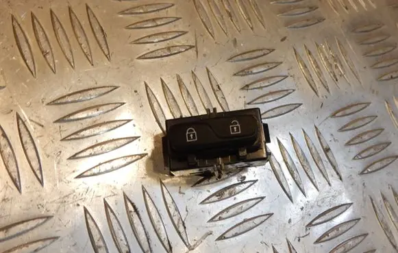 Central locking switch button