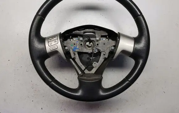 Toyota Auris 150 Steering wheel