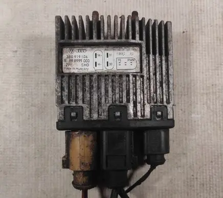 Volkswagen Transporter - Caravelle T5 Fan control module 3B0919506