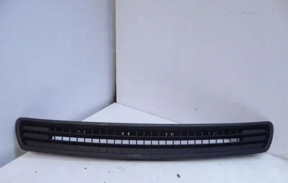 Nissan Qashqai+2 Wiper trim 68745JD000