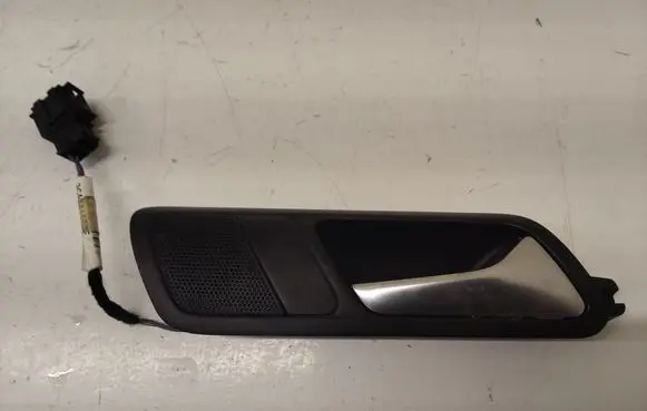 Volkswagen PASSAT B6 Rear door interior handle 3C4839114