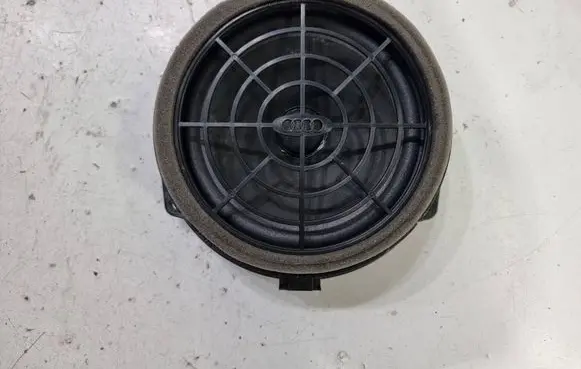 Audi Q3 8U Rear door speaker 8R0035411