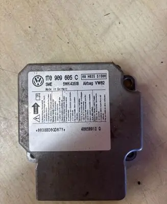 Volkswagen Touran I Airbag control unit/module 09H025S1500 1T0909605C 5WK43518
