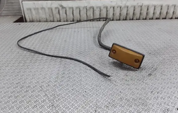Ford Ranger Front fender indicator light