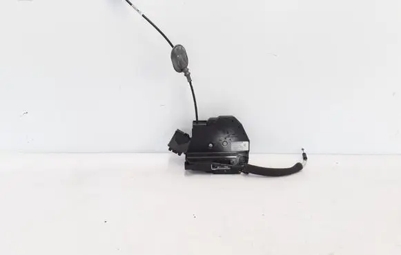 Renault Fluence Rear door lock 825030020R