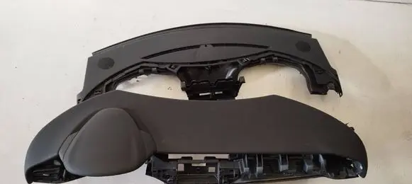 Citroen C3 Dashboard 9684151577 9684153480
