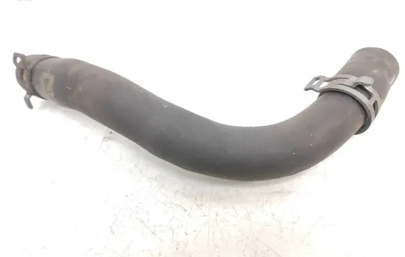 Volkswagen PASSAT B6 Engine coolant pipe/hose