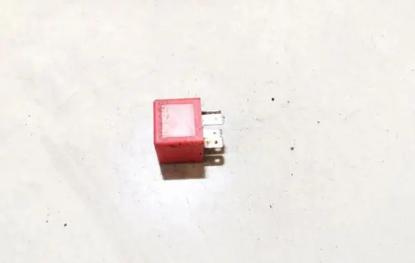 Audi A4 S4 B5 8D Other relay 899519000 091298
