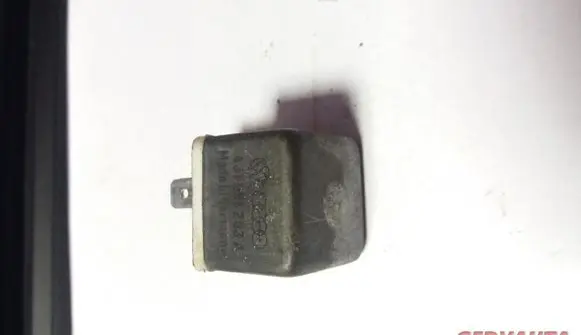 Audi A6 S6 C5 4B Other relay 431951253A