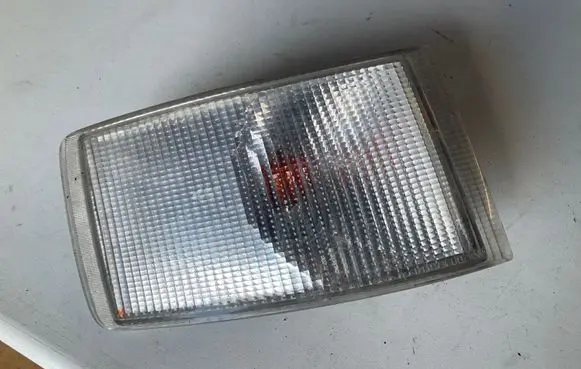 Front indicator light