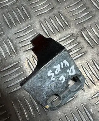 Fiat 500X Rear door upper hinge 